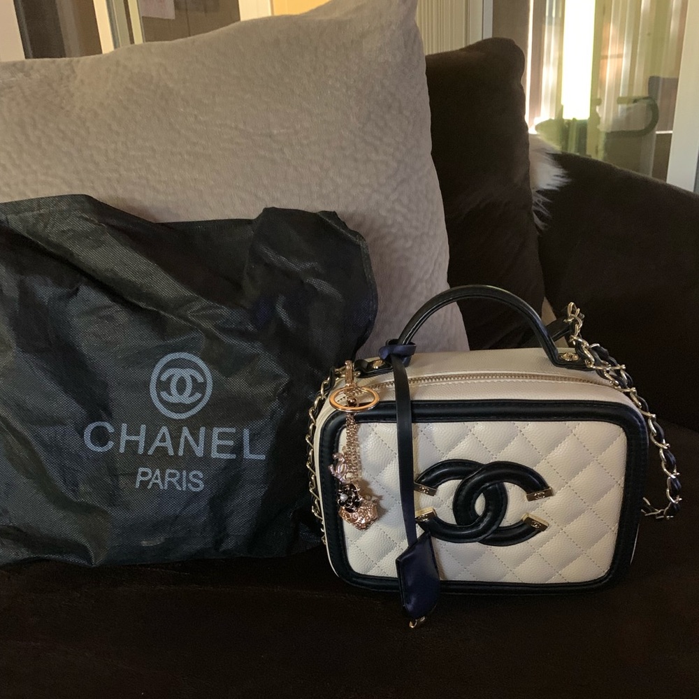 Chanel bag and wallet